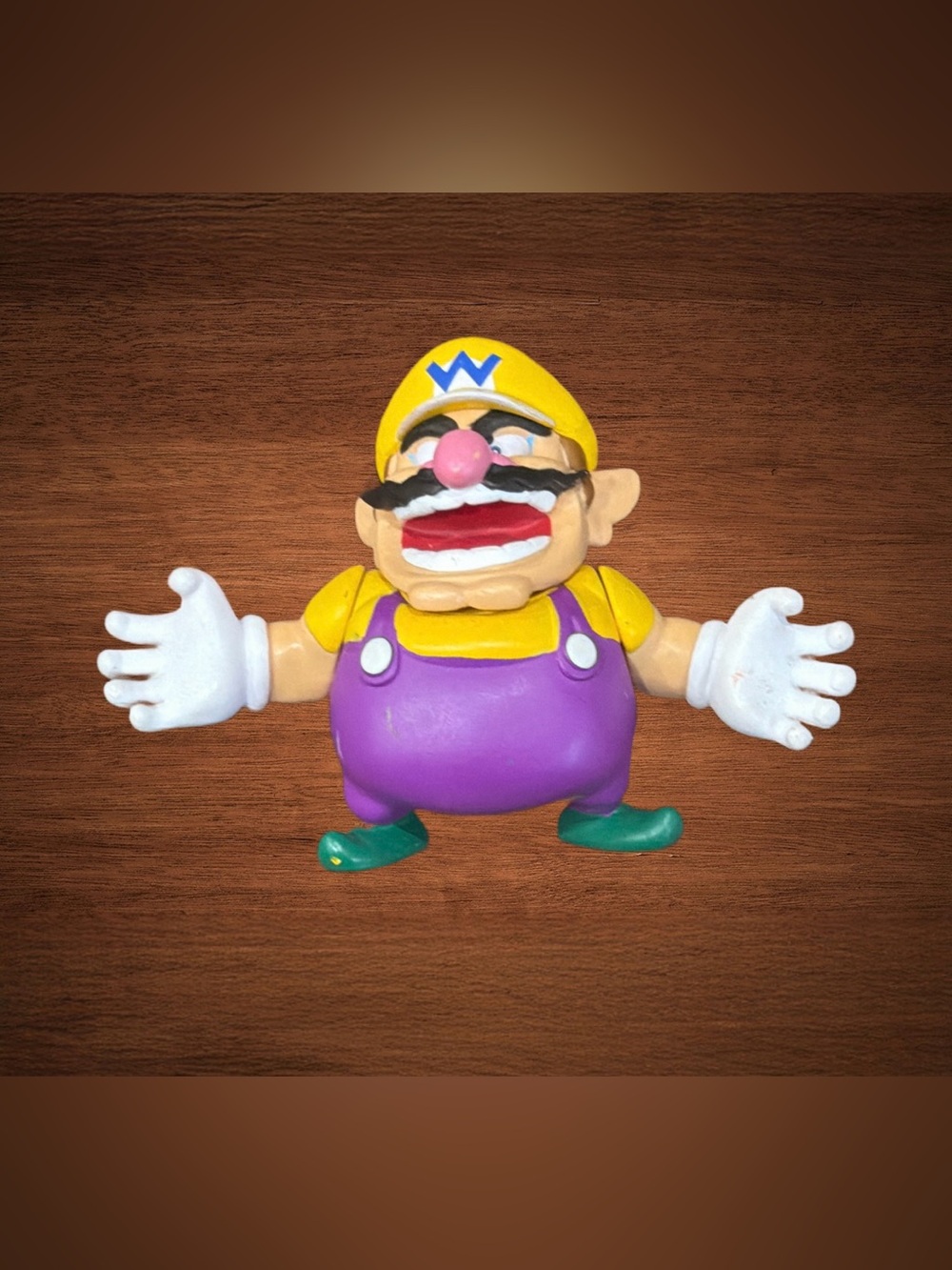 SUPER MÁRIO BROS. WARIO COLLECTABLE FIGURE 2” toy